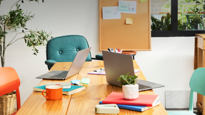 Close the year strong, with a business owner’s guide to wrapping up well